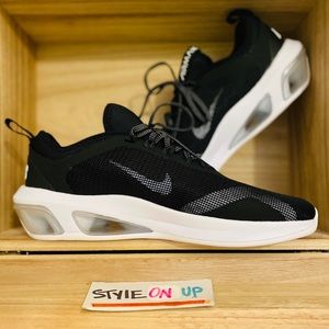Nike Air Max Fly - Men’s Sz 12 - NEW - AT2506-002